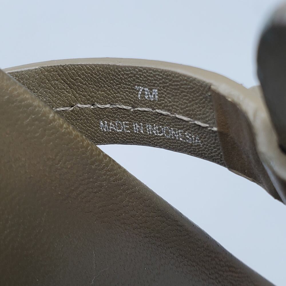 Tory Burch Miller Cloud Calf Leather Thong Sandals Olive Green 81032 Size US 7 M - Picture 9 of 11